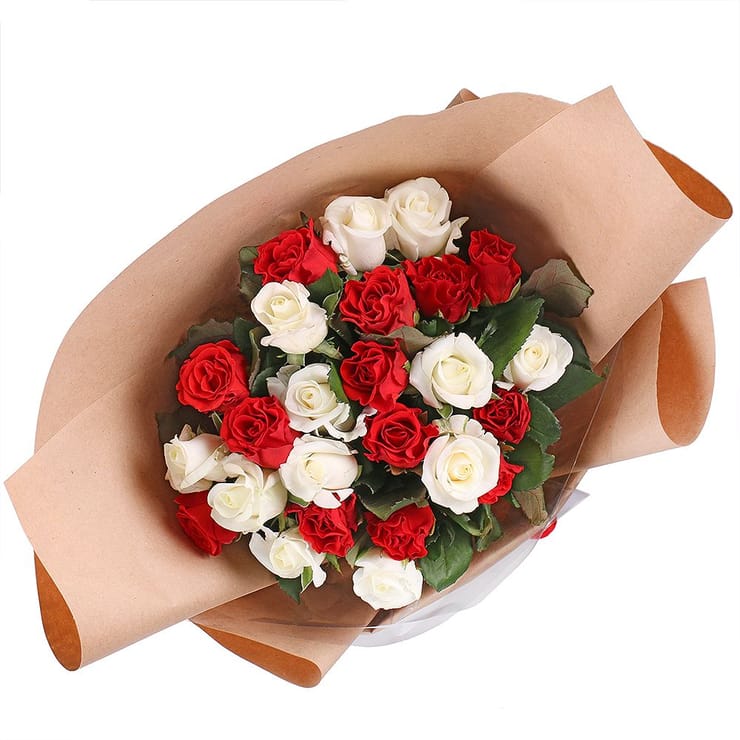 25 red and white roses – flower delivery in Nizhnie_seregozi