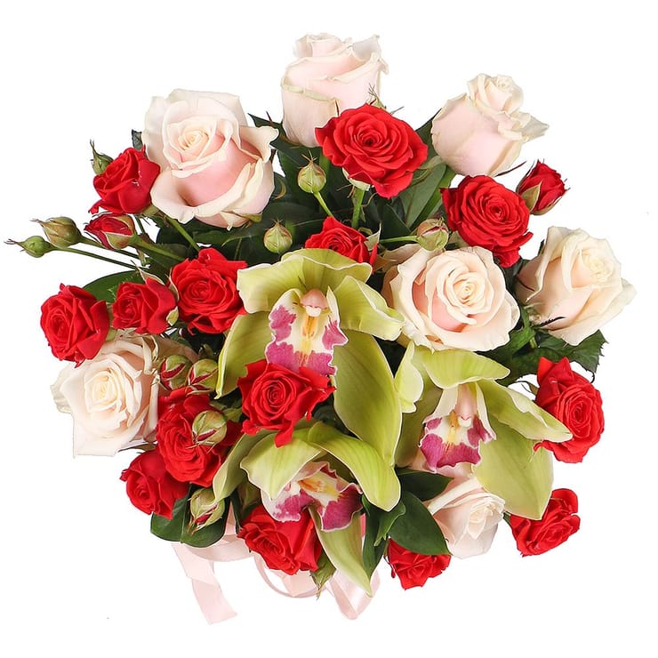 Flower box About Love – flower delivery in Kirovsk (Ukraine)