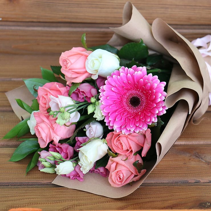 Букет з Днем Народження – доставка квітів у Дублін