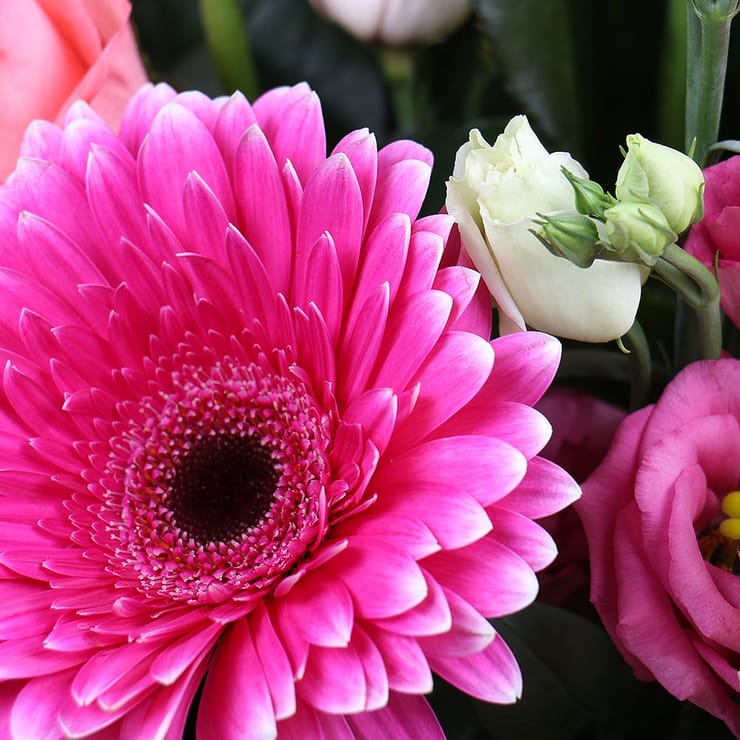 Букет з Днем Народження – доставка квітів у Дублін