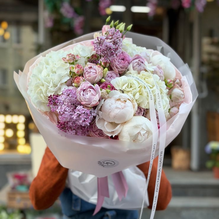 Bouquet #10757 – flower delivery in Perpignan
