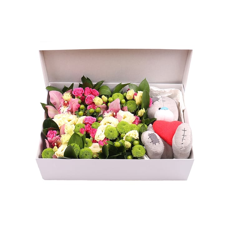 Love between us – flower delivery in Novopokrovka