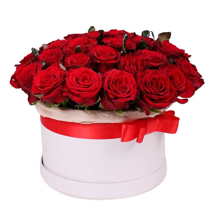 Carmine Surprise – flower delivery in Volnyansk