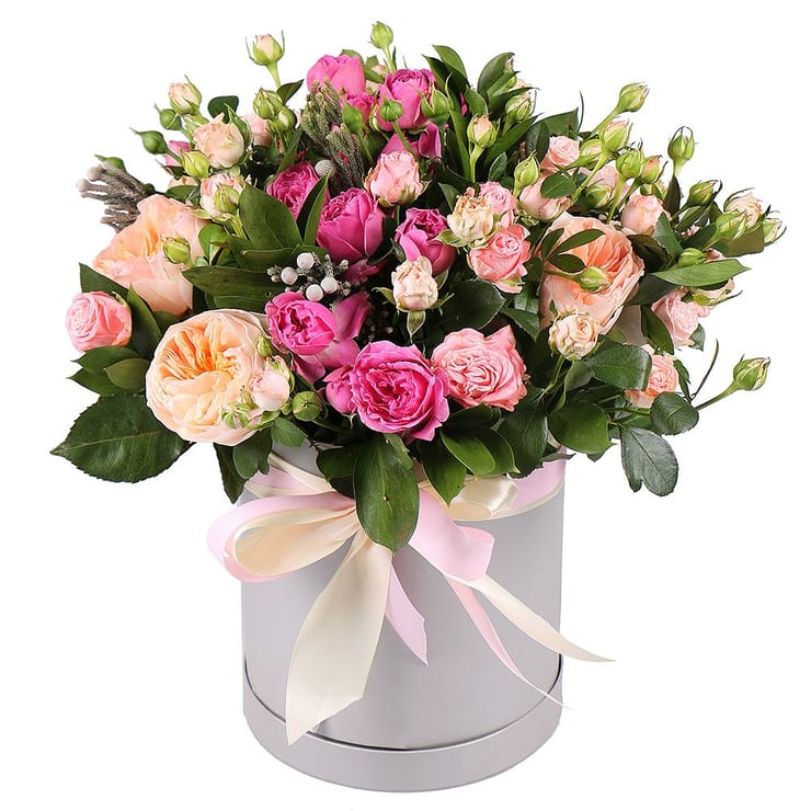 Roses in box Juliet – flower delivery in Volnyansk