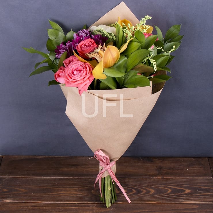 Букет квітів – доставка квітів у Южний