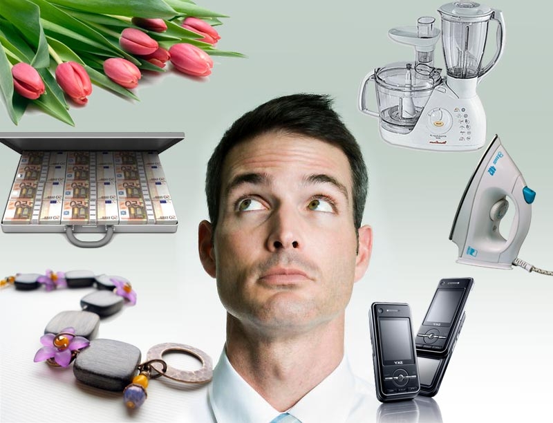 что подарить на 8 марта?