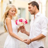 Дарить какие цветы означает дурной тон?