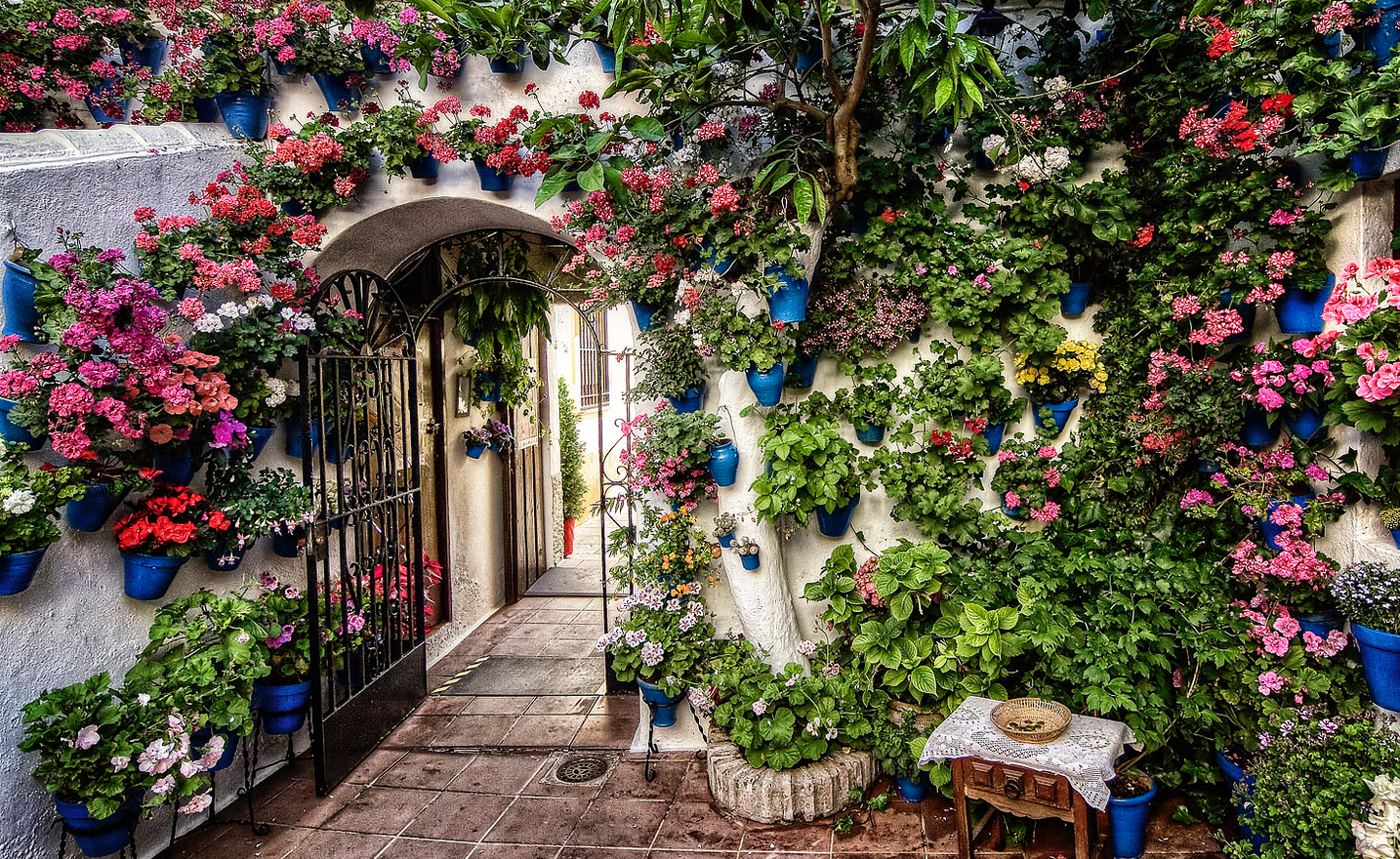 Фестиваль цветов в Кордове Фестиваль цветов в Кордове