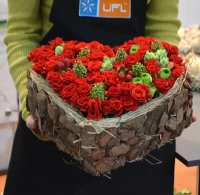 Сердце из роз: современная интерпретация